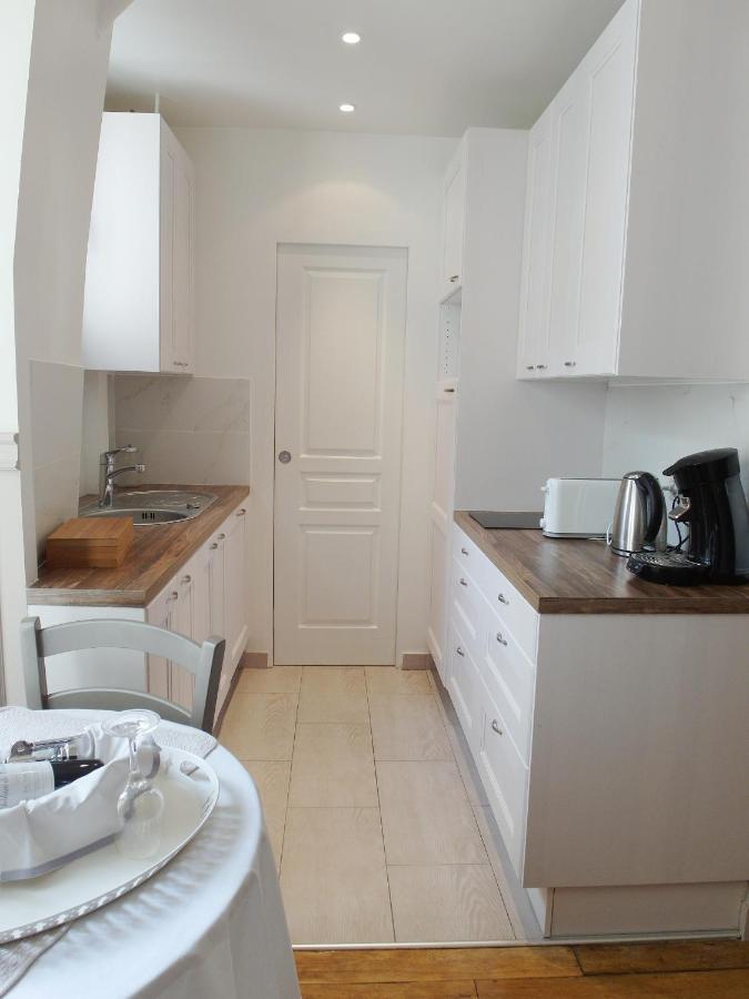 Chambre D Hote : Louvre Elegant Apt Suite Paris Exterior foto